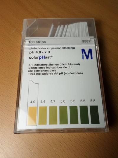 کاغذ pH مرک آلمان 4-7 بسته 100 عددی