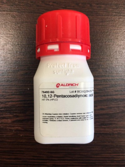 10,12-Pentacosadiynoic acid پنج گرم / کد 76492 ALDRICH
