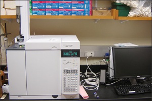 دستگاه گاز کروماتوگرافی مدل Agilent 7890A GC analyser