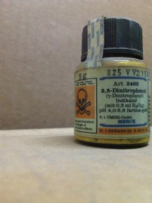2و5 دی نیتروفنل 5 گرمی کد 3465 مرک آلمان