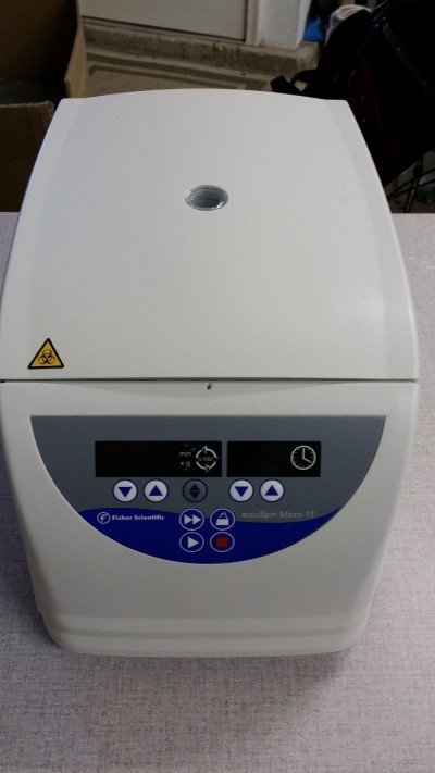 Fischer Scientific Accuspin Micro 17 microcentrifuge