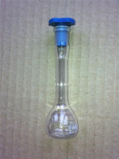 Volumetric flask