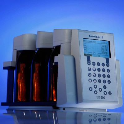 دستگاه اندازه گیری BOD متر مدل BD600 ساخت کمپانی aqualytic آلمان و لایوی باند آلمان کد 2444460