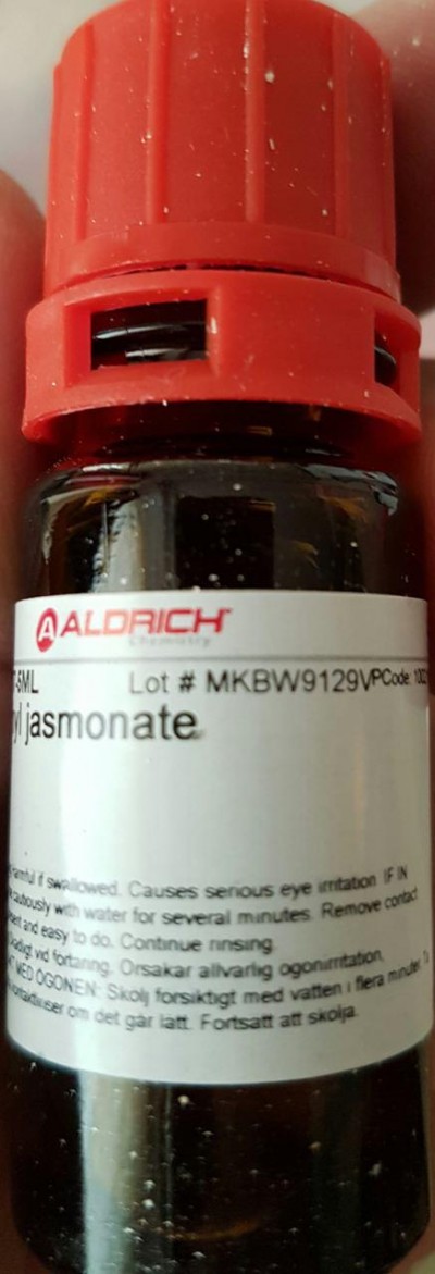 METHYL JASMONATE