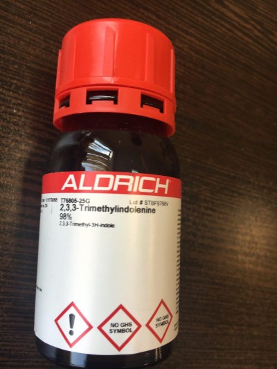 25G  2,3,3- تری متیل ایندولین  /  کد T76805
