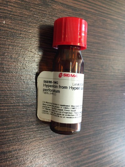 1MG  Hypericin from Hypericum perforatum / کد56690  SIGMA