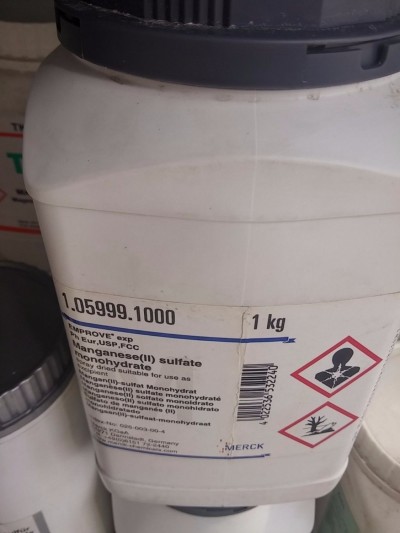 منگنز (II) سولفات مونو هیدرات 1kg / کد 105999