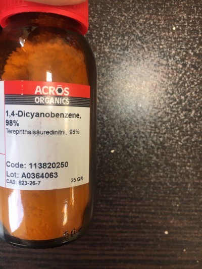 1,4-Dicyanobenzene  بیست و پنج گرم / کد 113820250