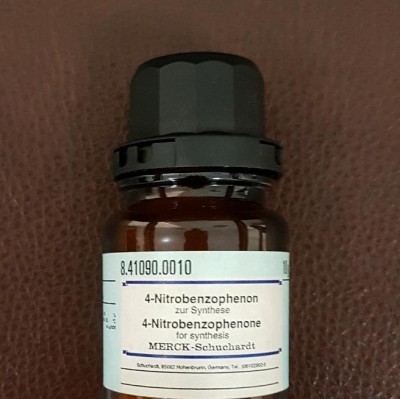 4نیتروبنزوفنون10 گرمی کد841090