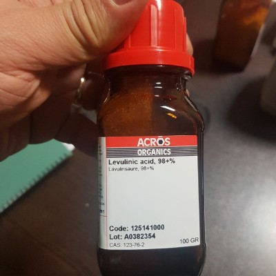 لیولینیک اسید Levulinic acid واحد 100 گرمی کد 12514
