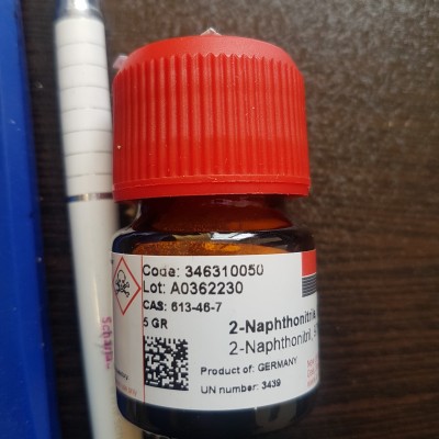 2- نفتونیتریل 5 گرمی کد 34631 کمپانی آکروز 