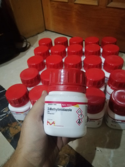 2 متیل ایمیندازول 100 گرمی کد M50850 کمپانی سیگما آلدریچ