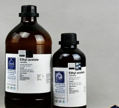 اتیل استات گرید Laboratory 2.5 لیتری شیشه کد 215.05.02500.01 ساخت شرکت دکتر مجللی