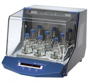 شیکر انکوباتور مدلKS 4000i control ساخت IKA آلمان