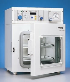 آون وکیوم دار مدل VT 6060  ساخت شرکت هریوس آلمان