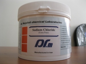 سدیم کلراید  extra pure ساخت دکتر مجللی 1 کیلوئی