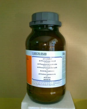 فنول 1 کیلوئی کد 100201 مرک آلمان