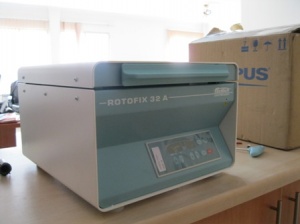 سانتریفوژ 8 شاخه مدل ROTOFIX32A ساخت شرکت هتیش آلمان
