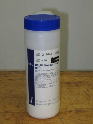 BBL Mueller Hinton Broth 500 g BD 211443