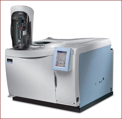 دستگاه کروماتوگراف گازي مدل GC Clarus 680 ساخت پرکین المر آمریکا