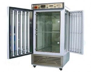 اینکوباتور (Incubator) ساخت شرکت آروین تجهیز اسپادانا