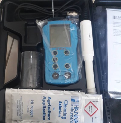 pH/EC/TDS/Temperature Meter پرتابل مدل HI 9812-5 ساخت شرکت هانا ایتالیا