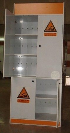 کابینت نگهداری مواد شیمیایی بدنه از نوع MDF به ابعاد 180*90*60 سانتی متر همراه با تایمر و فن ساخت ایران 